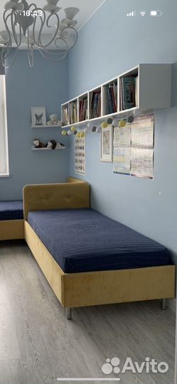 Кровать односпальная с подъемным механизмом