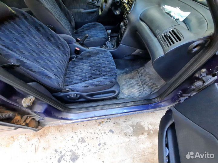 Ford Mondeo, 1993