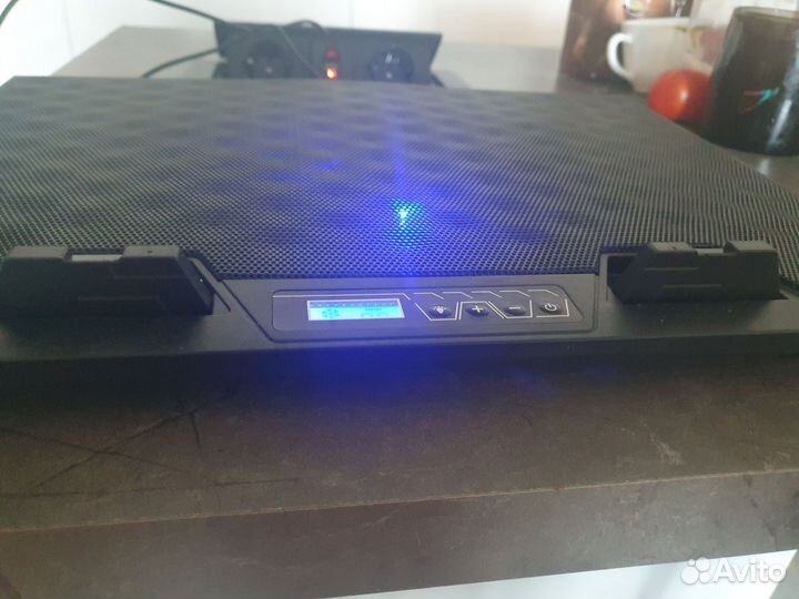 Подставка с охлаждением rgb