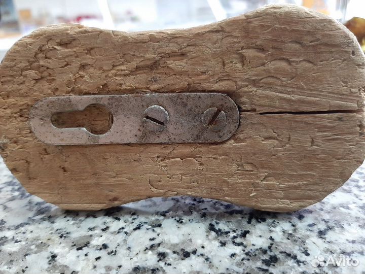 Рог-вешалка