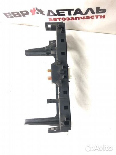 Рамка магнитолы Opel Vectra B седан X16XEL 1.6