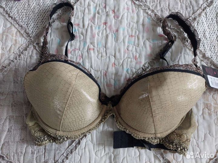 Бюстгальтер