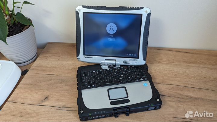 Panasonic Toughbook cf 19