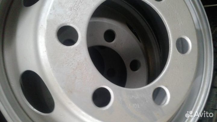Диски грузовые R17,5, 6 отверстий, б./п. из Японии