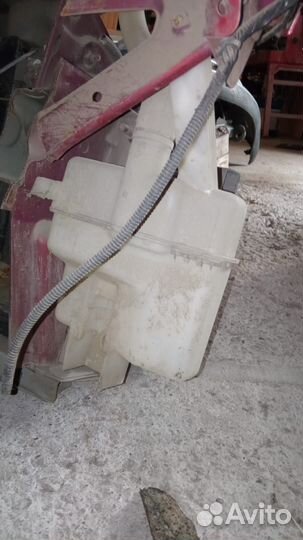 Бачок омывателя Nissan Note E11 2006-2013