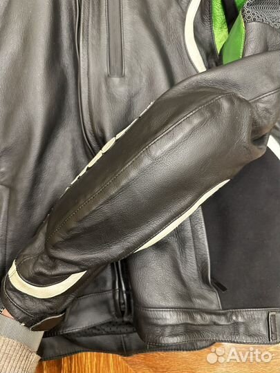 Мотокуртка