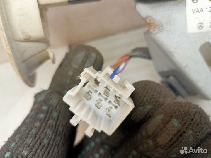 Механизм подачи ремня безопасности