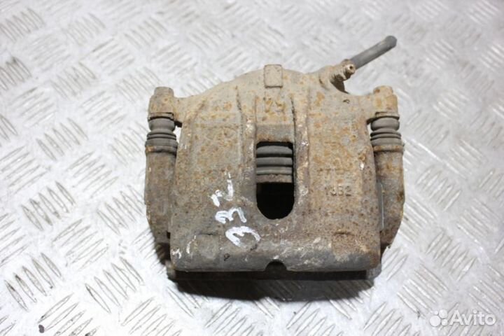 Суппорт передний левый Chery Very 2011-2014