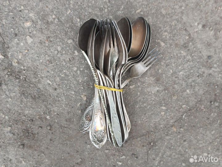 Мельхиоровые столовые приборы