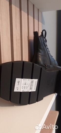 Ботинки женские 40 размер новые