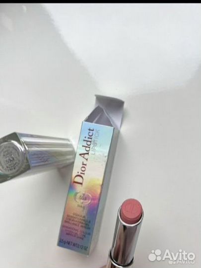 Dior помада 561,206,553