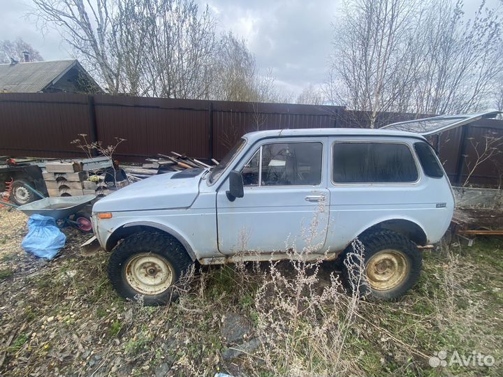 ВАЗ 2121 (4x4) Фора 1.7 МТ, 1996, битый, 10 000 км