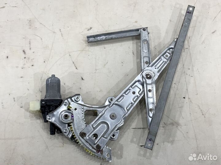 Стеклоподъёмник задней двери Nissan Murano Z52