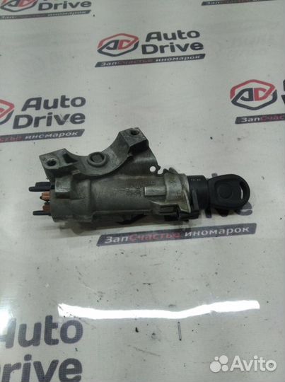 Замок зажигания Skoda Fabia MK2 BXW 2009