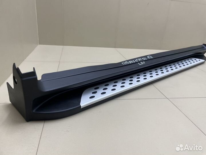 Подножка правая Nissan X-Trail T32