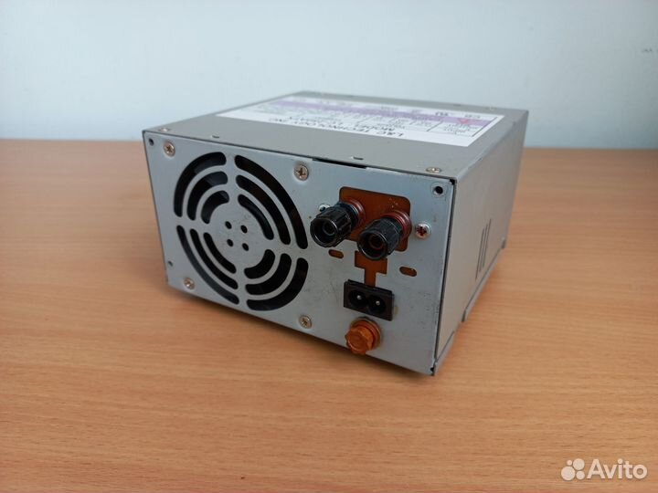 Блок питания 1-30В 5А