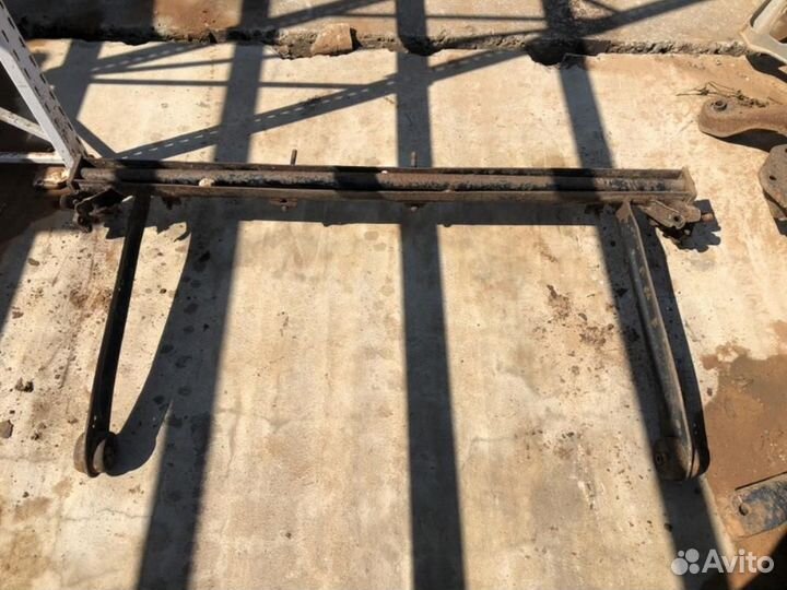 Балка задняя Nissan Maxima a33