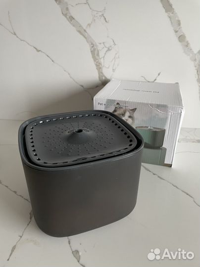 Беспроводная поилка фонтан с датчиком движения