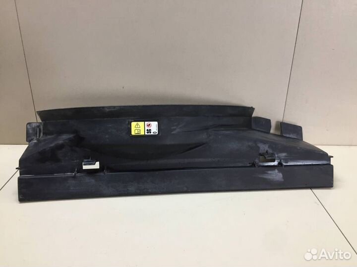 Диффузор вентилятора Land Rover Discovery 3 2004-2