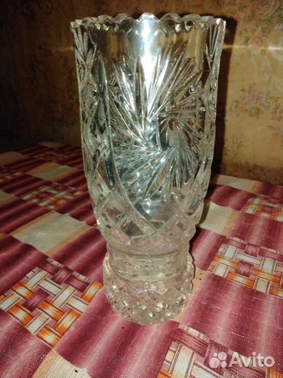 Ваза хрустальная