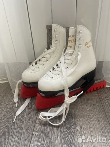 Коньки профессиональные