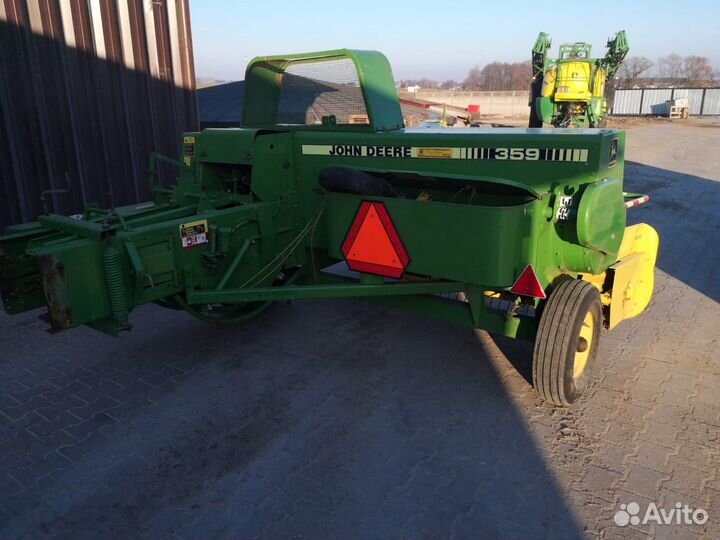 Пресс-подборщик John Deere 359, 2000