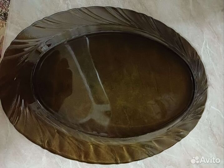 Большая тарелка для нарезки без сколов