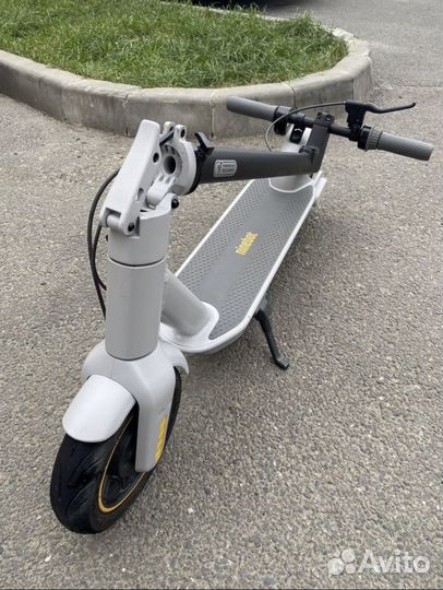 Электросамокат ninebot в разборе