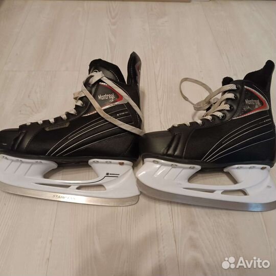 Коньки хоккейные