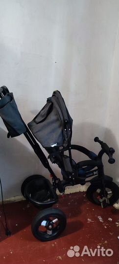 Трехколесный велосипед с родительской ручкой