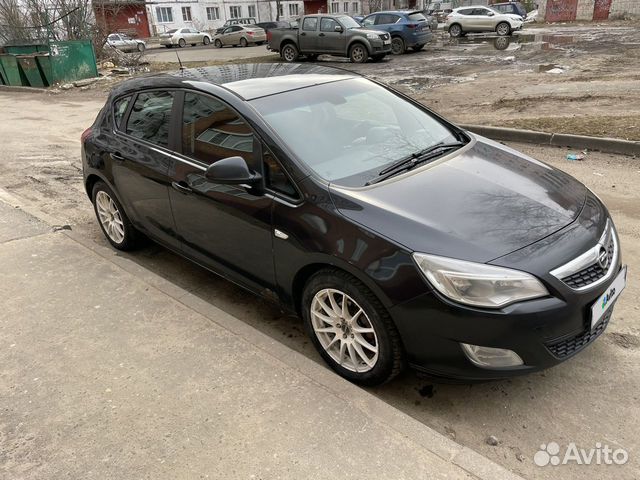 Opel Astra 1.4 МТ, 2010, 271 000 км