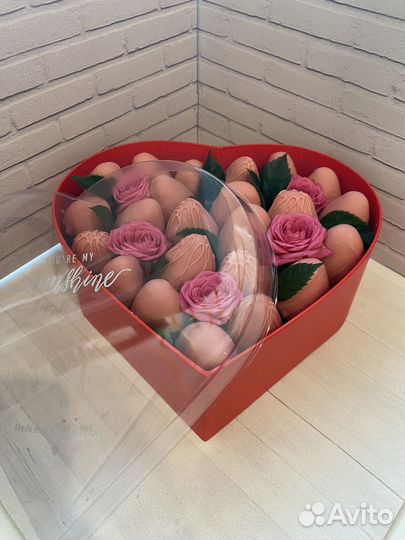 Сердце с клубникой