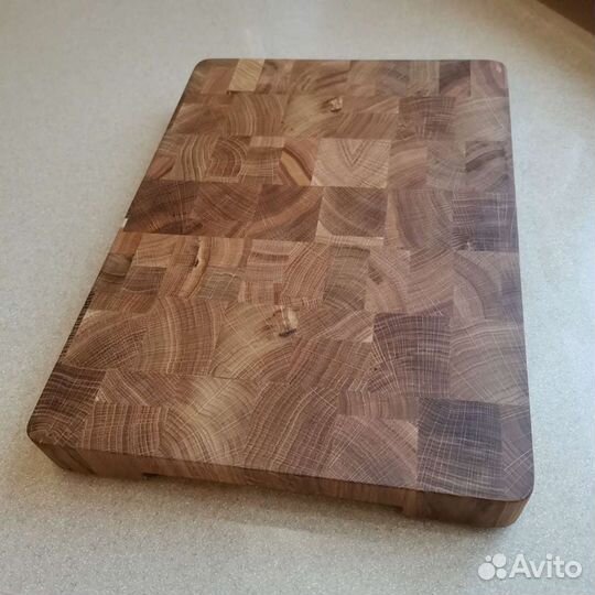 Доска разделочная торцевая из дуба. 250х350х35 мм