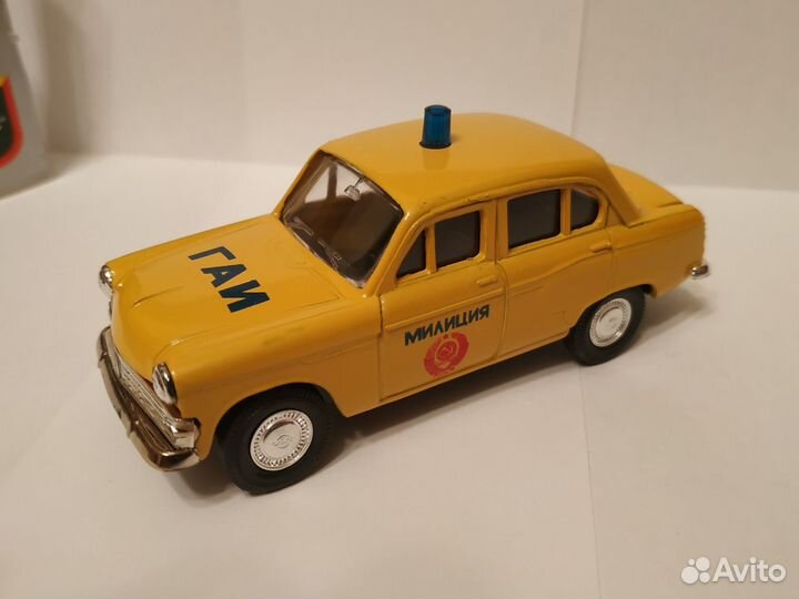 Москвич 403 гаи жёлтый 1/43