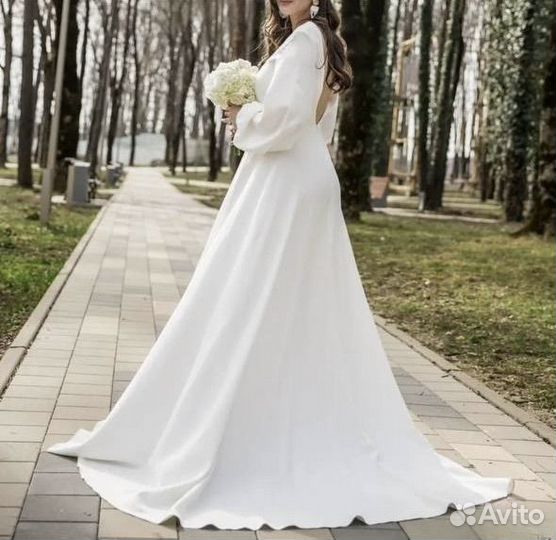 Свадебное платье