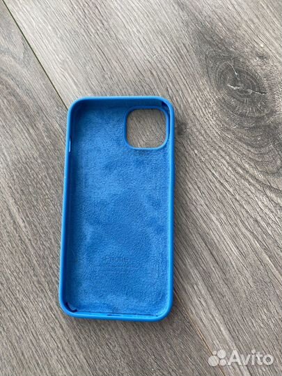 Чехлы на iPhone 12