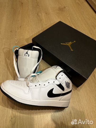 Оригинал Nike Air Jordan 1 Mid
