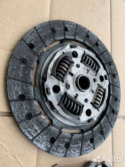 Сцепление Skoda Octavia A5 1.6