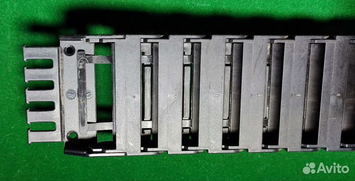 Кабель канал гибкий igus