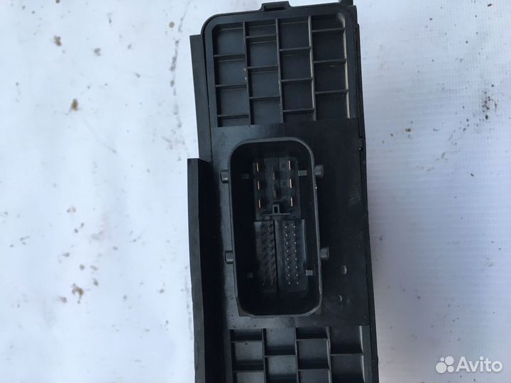 Блок управления бортовой сети Ауди А8 D3