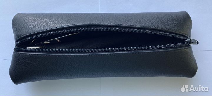 Черный куверт с кожаным пеналом