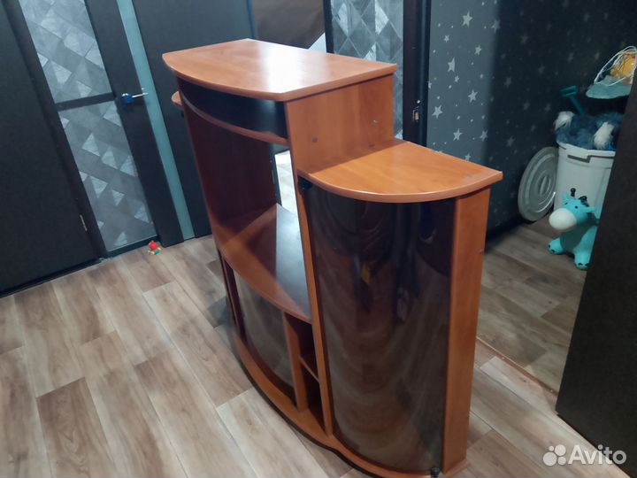 Тумба под телевизор