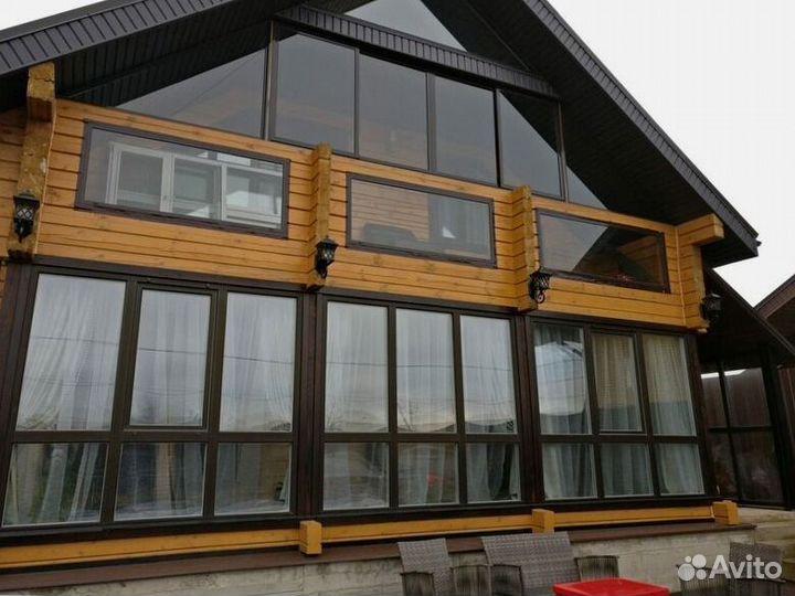 Окно в коттедж