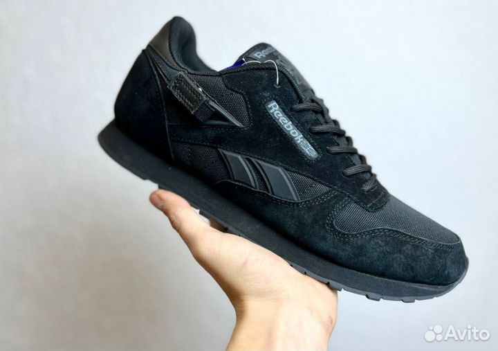 Кроссовки Reebok удобные