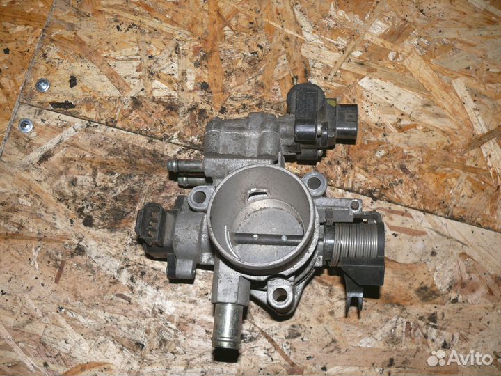 Дроссель Toyota Corolla E150 2007 г 1,6 л 1ZR