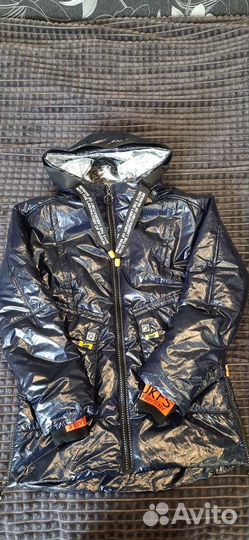 Куртка демисезонная на подростка девочку