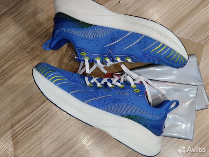 Кроссовки strobbs