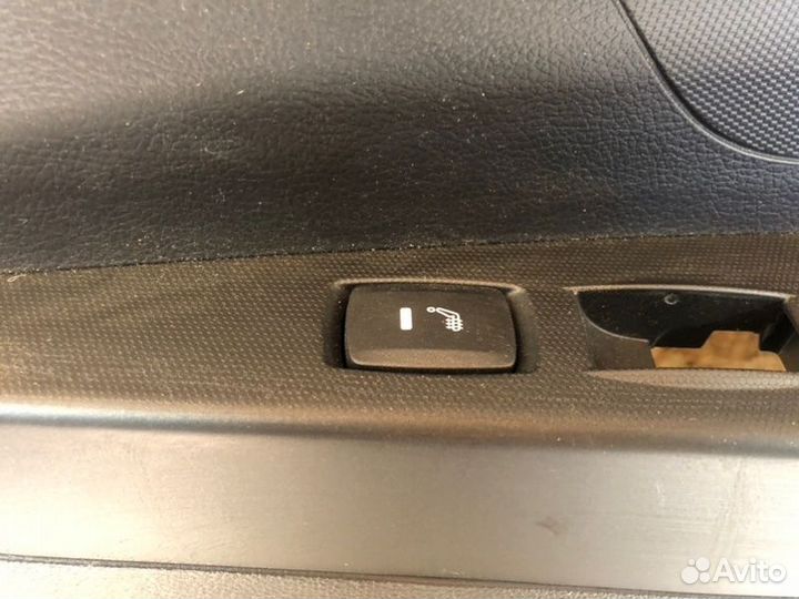 Кнопка задняя правая Ssangyong Actyon