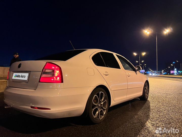 Skoda Octavia 1.8 МТ, 2011, 230 000 км