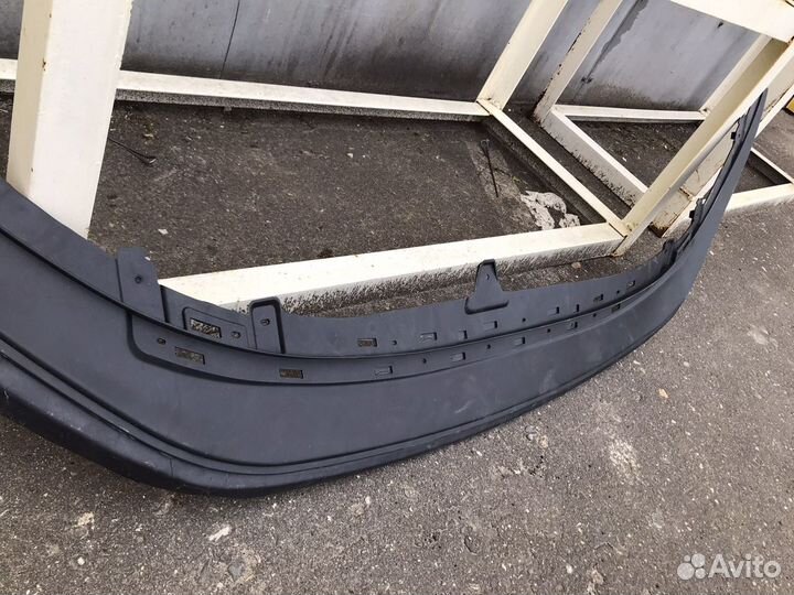 Спойлер бампера Polo